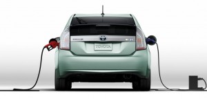 Toyota Prius branchable 2012 - à essence et électrique