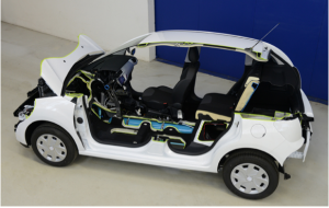 Voiture hybride Peugeot Hybrid Air essence air comprimé