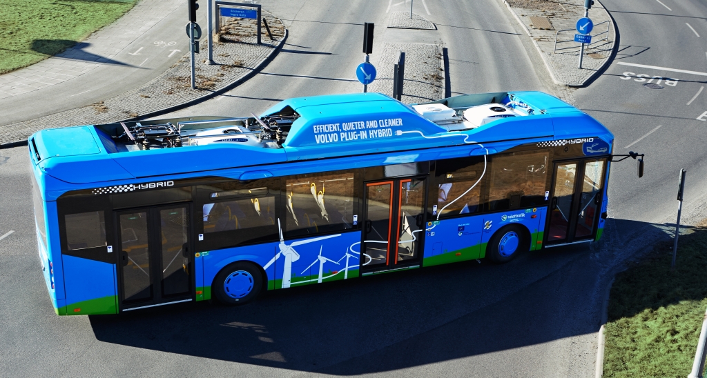 Autobus hybride branchable de Volvo ( Suède )