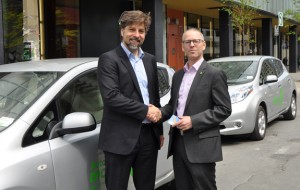 Auto-mobile, un projet pilote d'autos en libre-service sans réservation 100% électrique