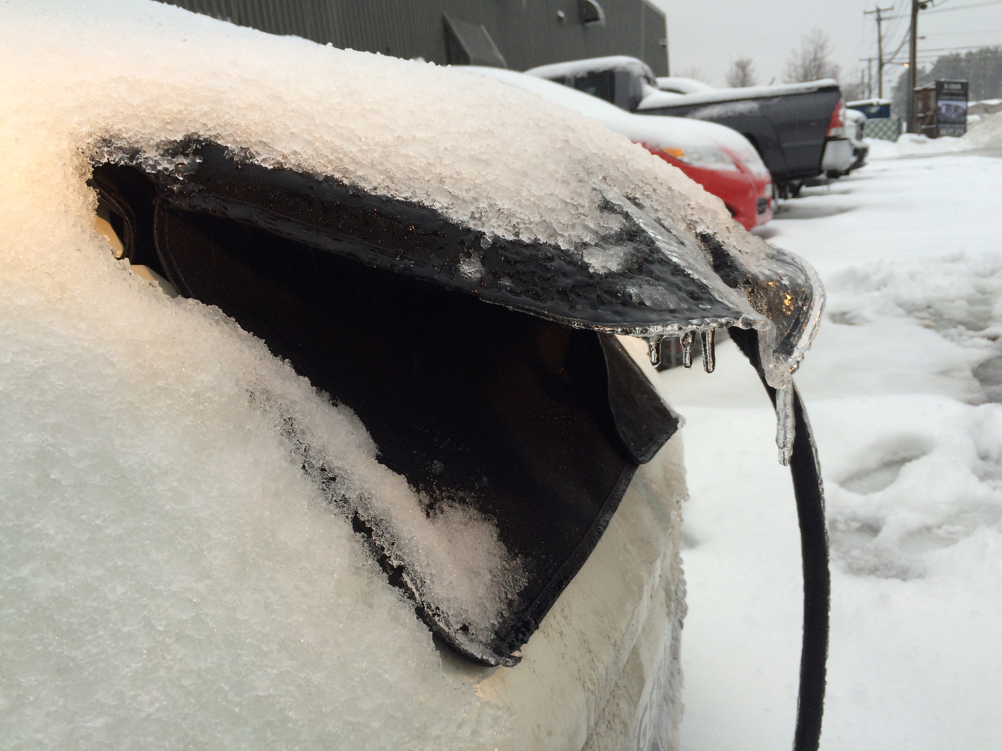housse pour trappe de recharge de Nissan LEAF - protège le port de recharge de la plie verglacante, du verglas et de la neige l'hiver