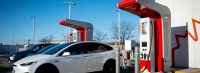Borne de recharge rapide pour voitures électriques Petro-Canada