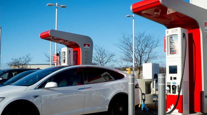 Petro-Canada offrira aux propriétaires de véhicules électriques canadiens le premier réseau de bornes de recharge rapide de véhicules électriques d’un océan à l’autre